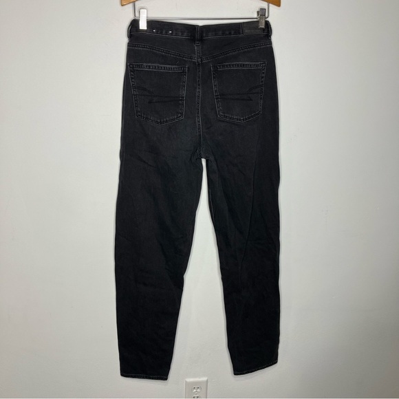 American Eagle Outfitters relaxed mom jeans black distressed 6 X-long trendy - Picture 4 of 8